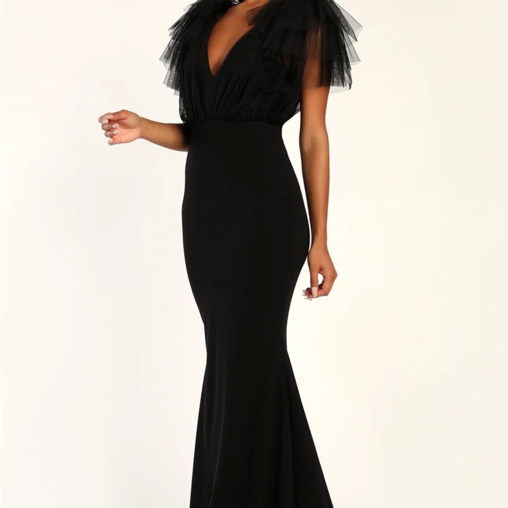 Elegant Black Evening Gown